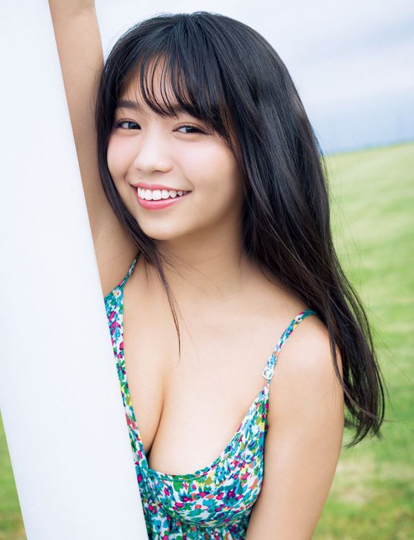 [FRIDAY] 大原優乃 《混浴デートへGO いま最もグラビアの神に愛される18歳》写真