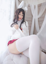 [网红COSER] 萌系小姐姐-白烨- - 发情期