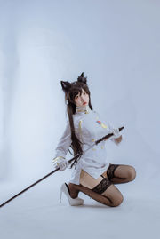 [Cosplay-Foto] Der beliebte Coser Nizo Nisa - Canines abhängige blaue Atago-Militäruniform