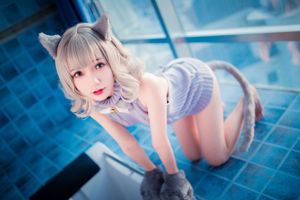 [Net Red COSER 사진] Loli Welfare Mao Mao - 등이 없는 스웨터