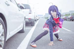 【コスプレ写真】可愛い女の子のバイ・イージリーダー-中学生でも恋に落ちる