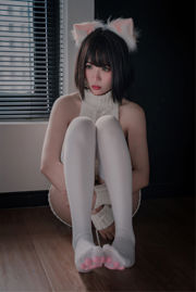 [Net Red COSER Photo] Schwester Xuan Xiao - Cat Claw Socken