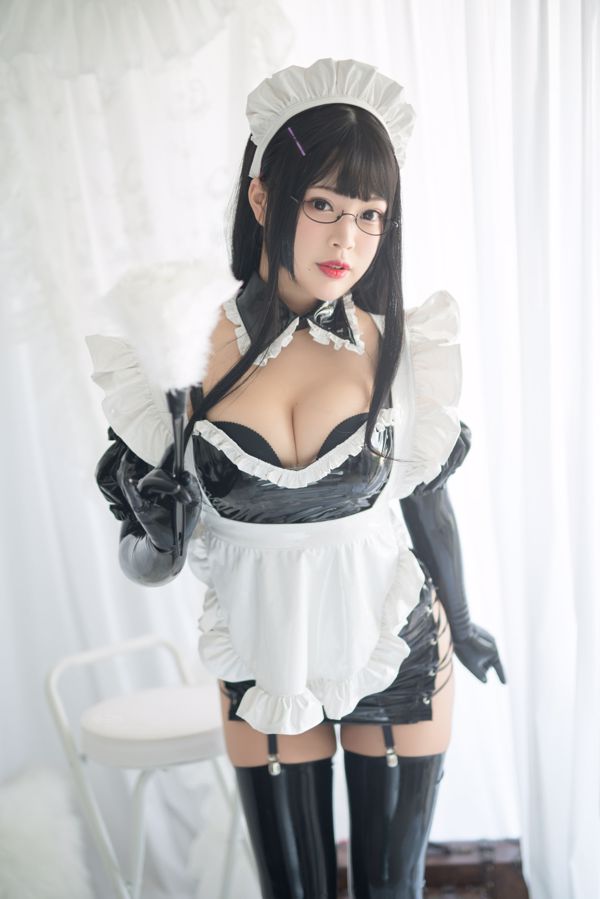 [Beauty Coser] -Bai Ye- „Tsundere Vinyl Maid”