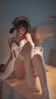 [网红Coser] 逐月su 《小红帽》