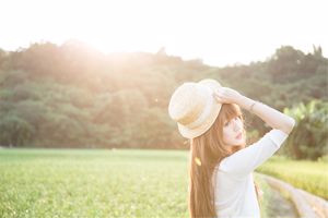 Yuxuan / Qiu Yuxuan "Di Luar Waduk Shimen"