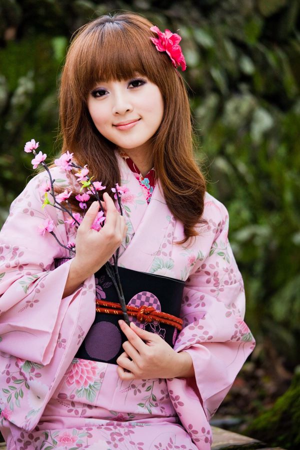 Früchte, Skizzen, Hase (Pingguotu) "Yilan Kimono Tour"