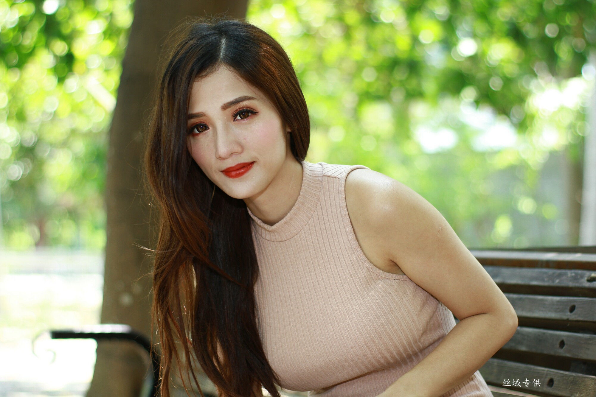 [台湾正妹] Go Go 高雄美術館 第92頁 No.e6c74e