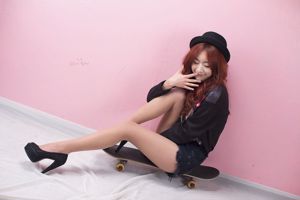 Raccolta di foto in studio della modella di bellezza coreana Min Er